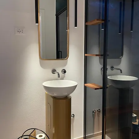 Labotanica_casalounge 4* צ'סנטיקו